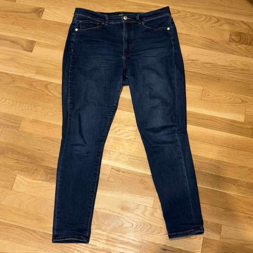Express Skinny High Rise Jeans, Women’s Size 10R, Wear and Tear (See Pics)
